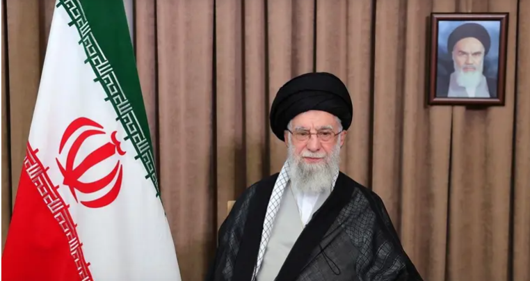 Khameni Pastikan Siap Respons Setiap Serangan Militer Baru ke Iran